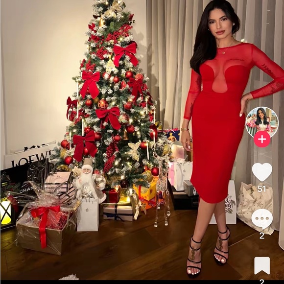 House of CB Darcy Scarlet plunge midi dress - Picture 2 of 5